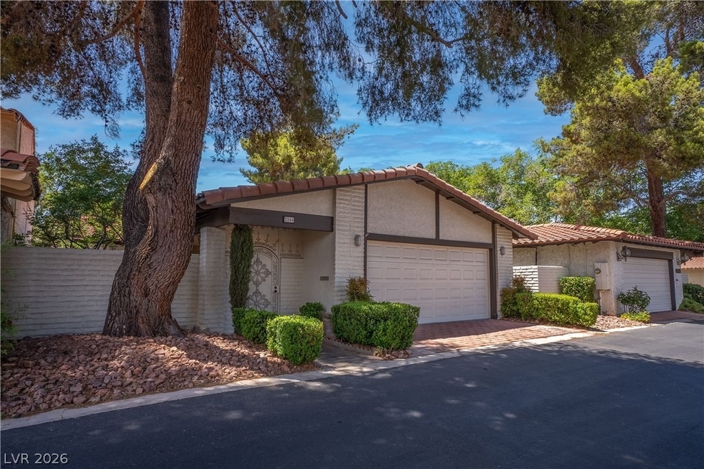 2204 Plaza Del Robles - Photo 35