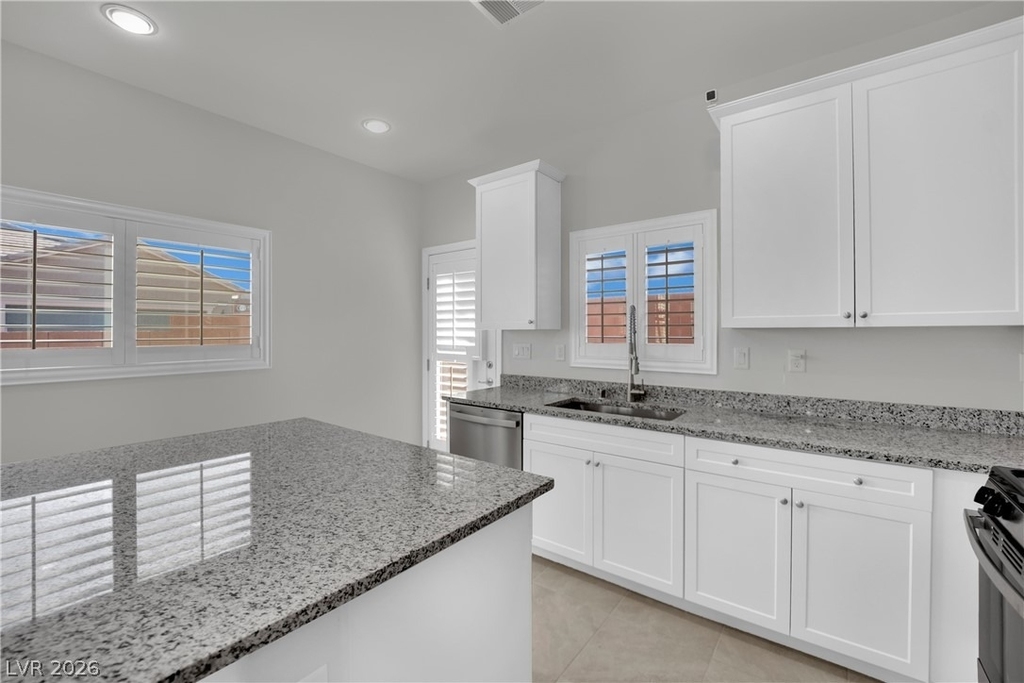 5879 Alcott Grove Court - Photo 11