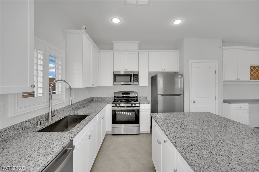 5879 Alcott Grove Court - Photo 14