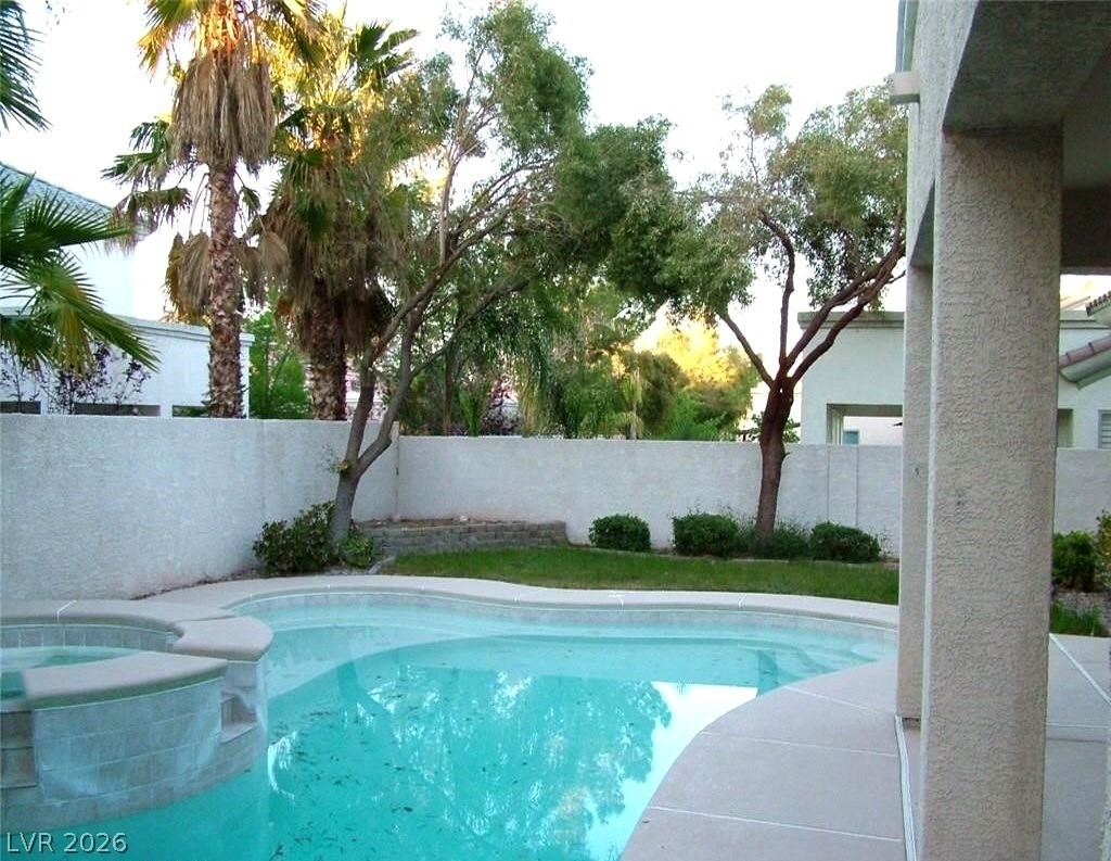 30 Castle Creek Court - Photo 2