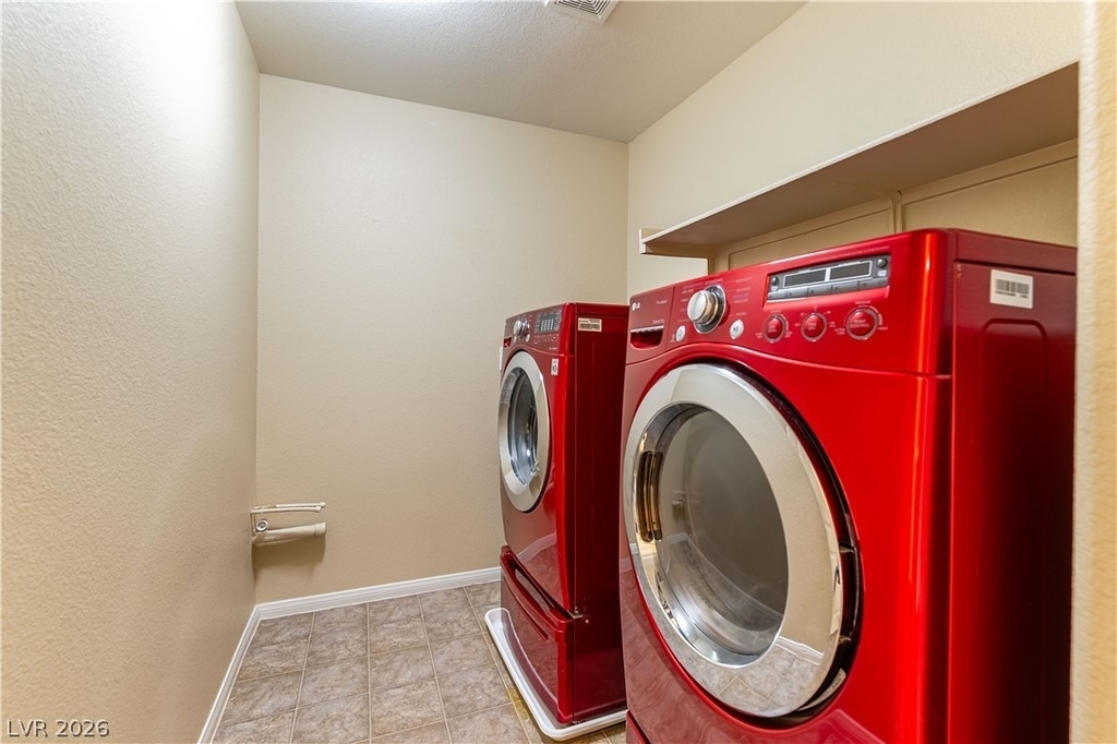 7741 Donner Peak Street - Photo 23