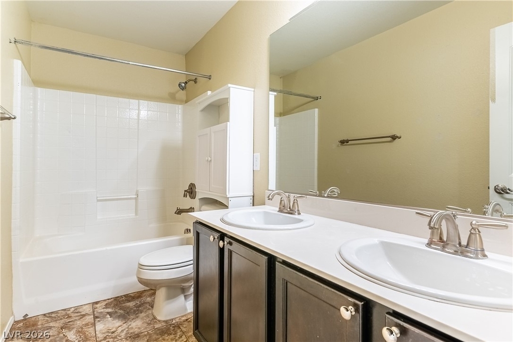 7741 Donner Peak Street - Photo 15