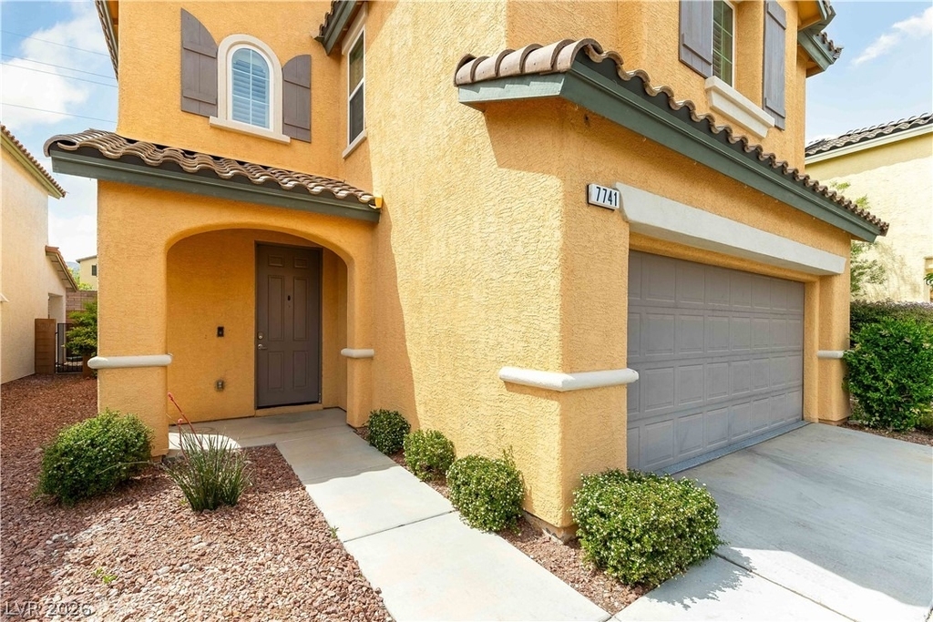 7741 Donner Peak Street - Photo 2