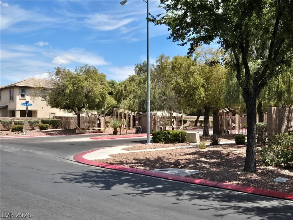1035 Appaloosa Hills Avenue - Photo 33