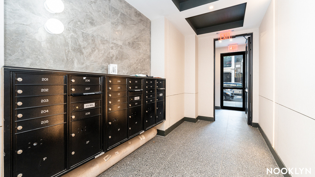 303 Wythe Ave Williamsburg - Photo 8