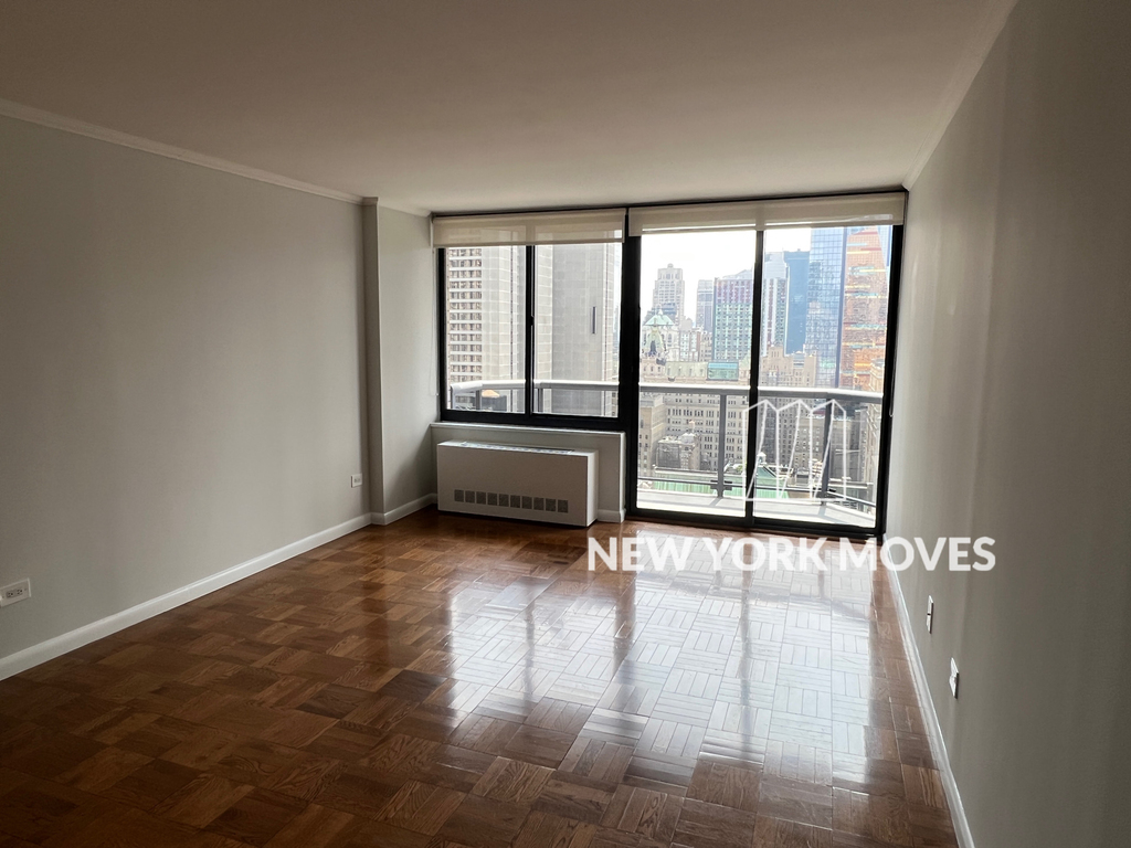 West 48th Street - Photo 4