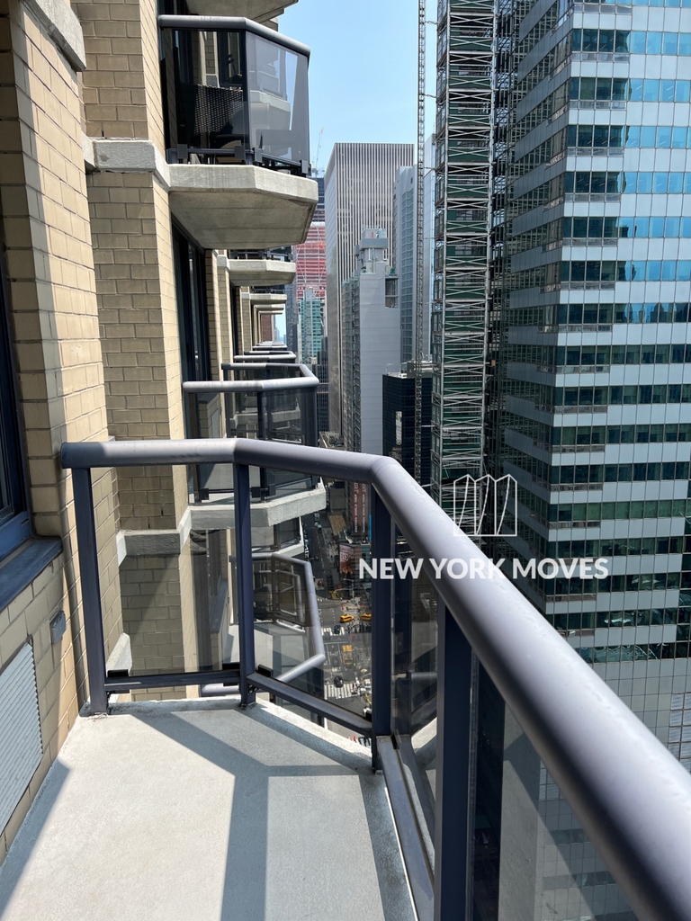 West 48th Street - Photo 2