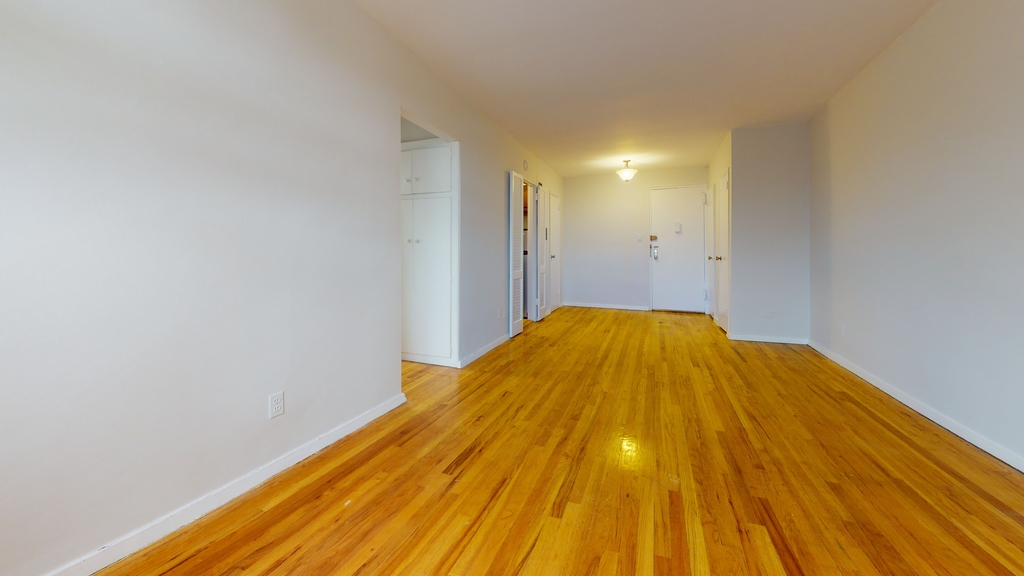 66-15 Thornton Place - Photo 8