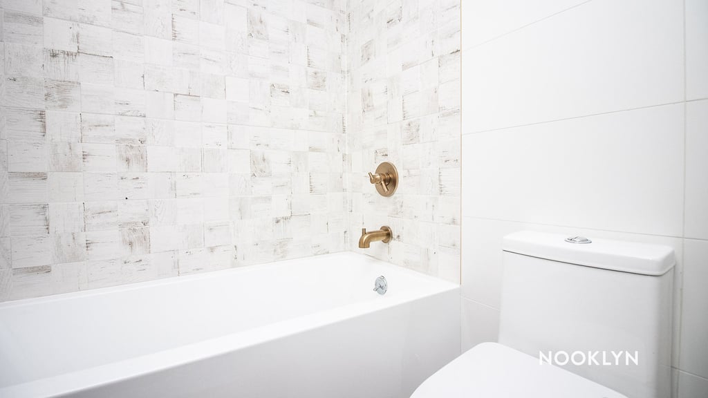 199 Stockholm St  - Photo 6