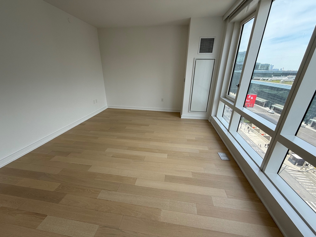 West 38th Street - Photo 2