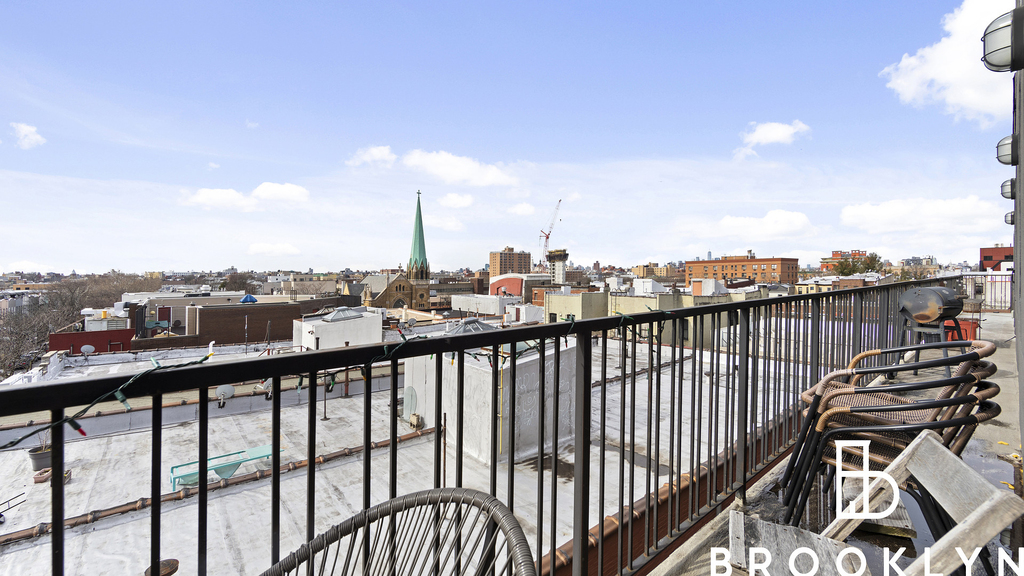 311 Woodbine St Bushwick - Photo 4