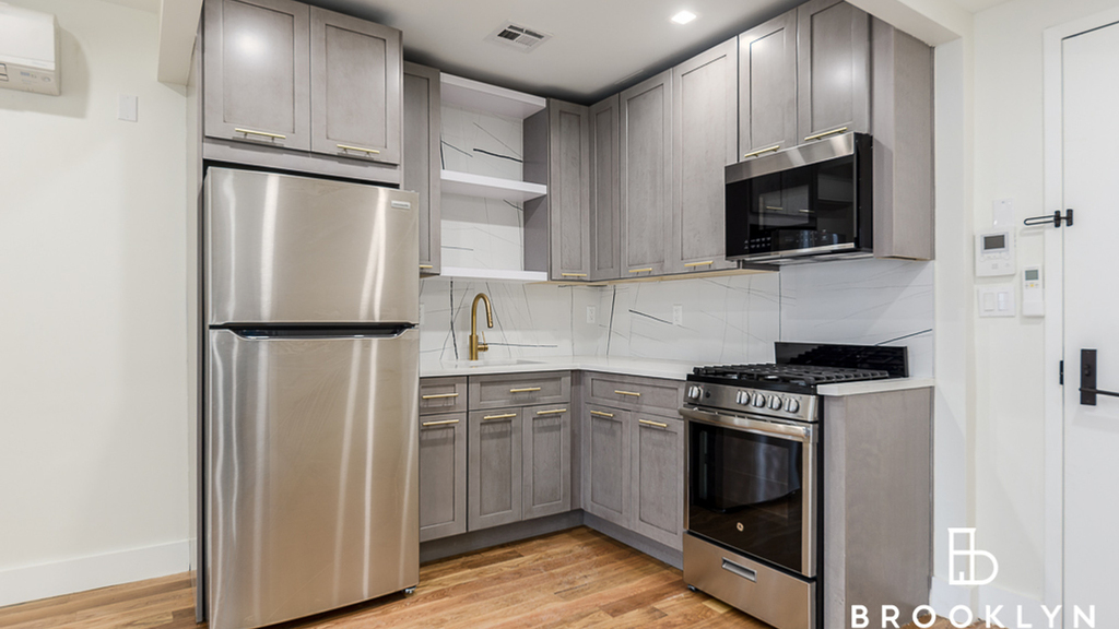 535 Grand St Williamsburg - Photo 8