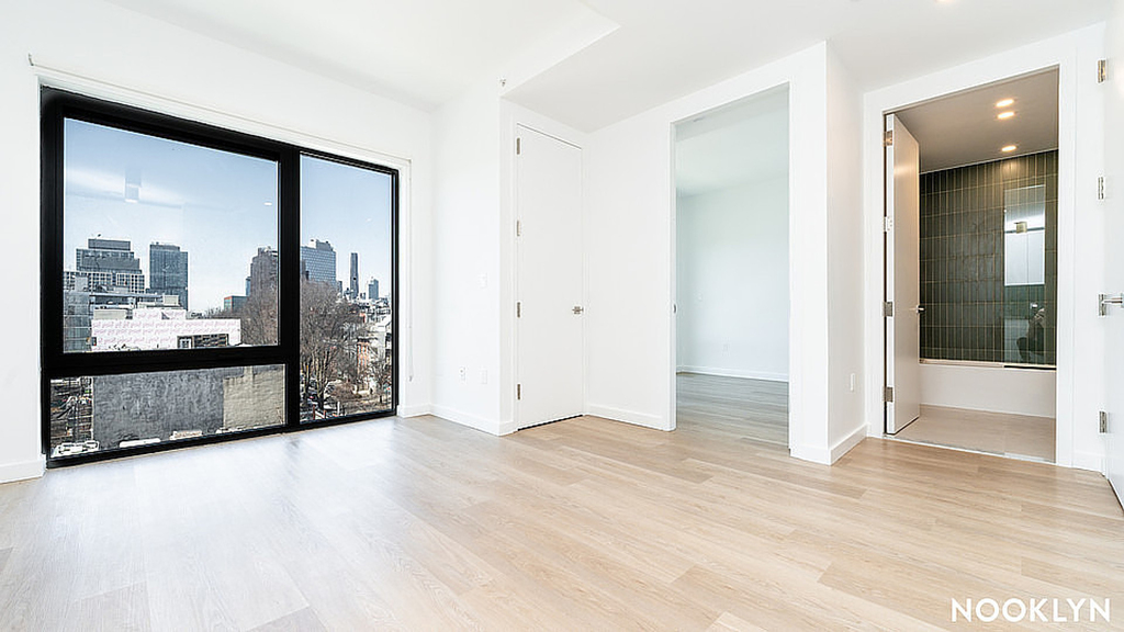 527 Grand Ave Crown Heights - Photo 0