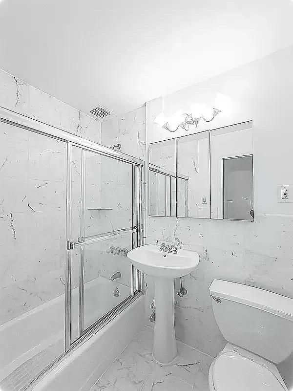 83rd Street/3rd Avenue - Photo 4