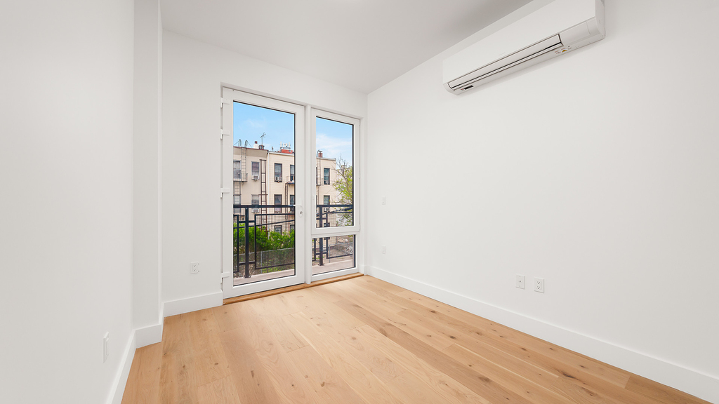 343 Himrod St  - Photo 14