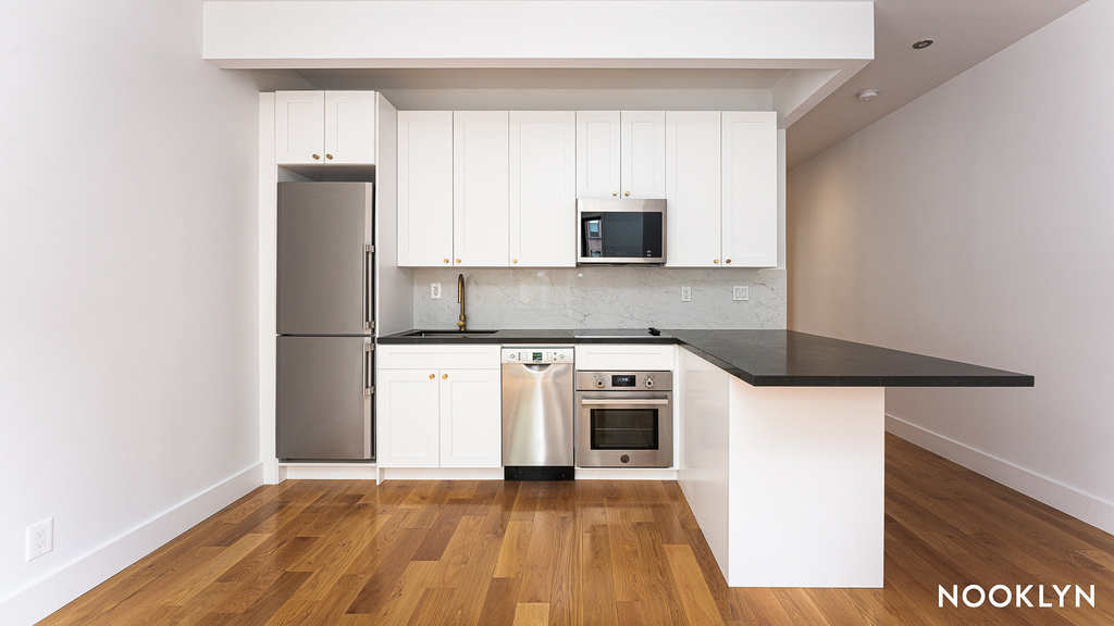 260 Washington Avenue - Photo 1
