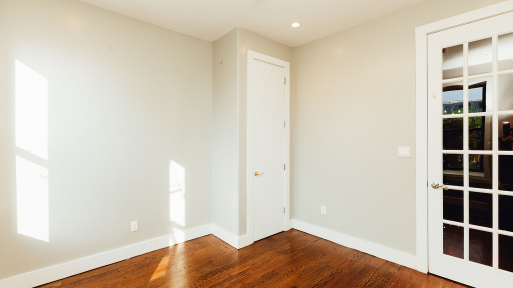 75 Jefferson St  - Photo 12