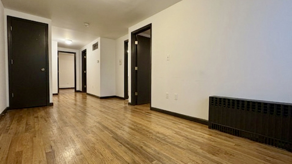 444 Lafayette Ave - Photo 7
