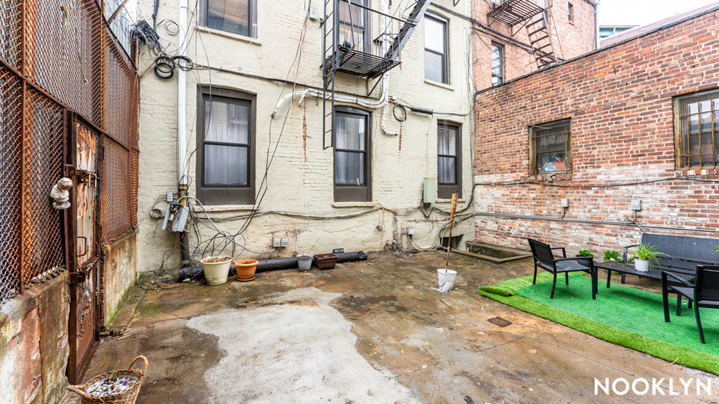 69 Cedar St  - Photo 18