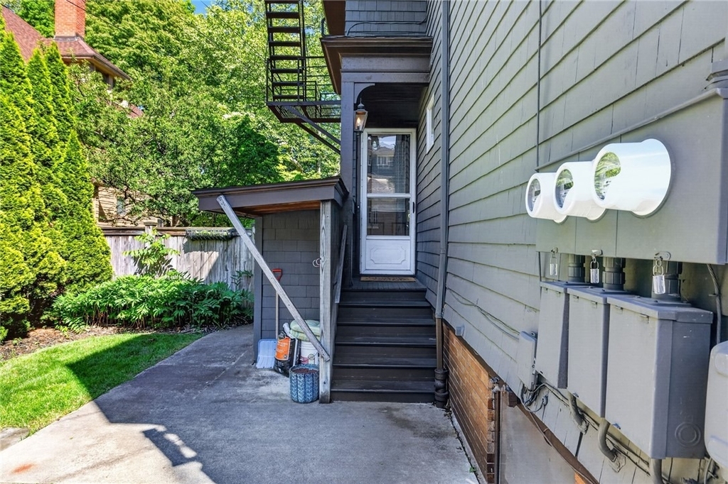 420 Harvard Street - Photo 19