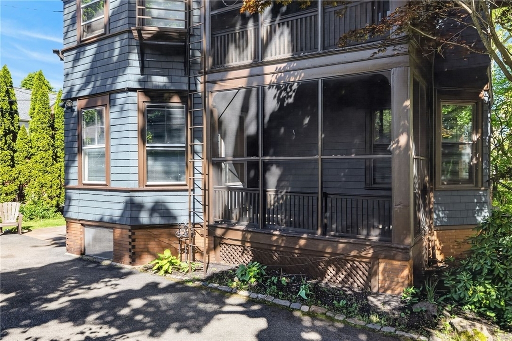 420 Harvard Street - Photo 4