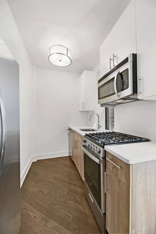 East 70th Street - Photo 1