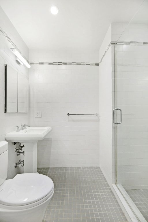 East 70th Street - Photo 6