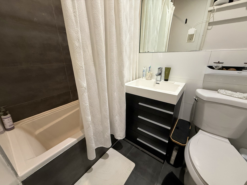 254 Schenectady Avenue - Photo 8