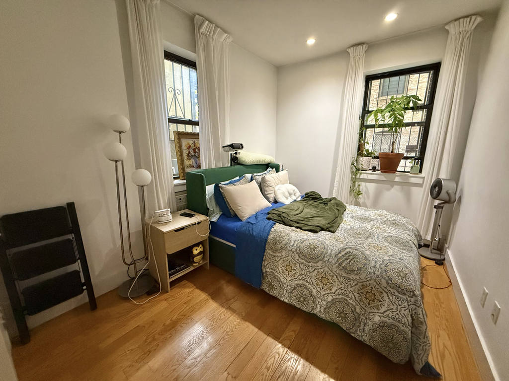 254 Schenectady Avenue - Photo 0