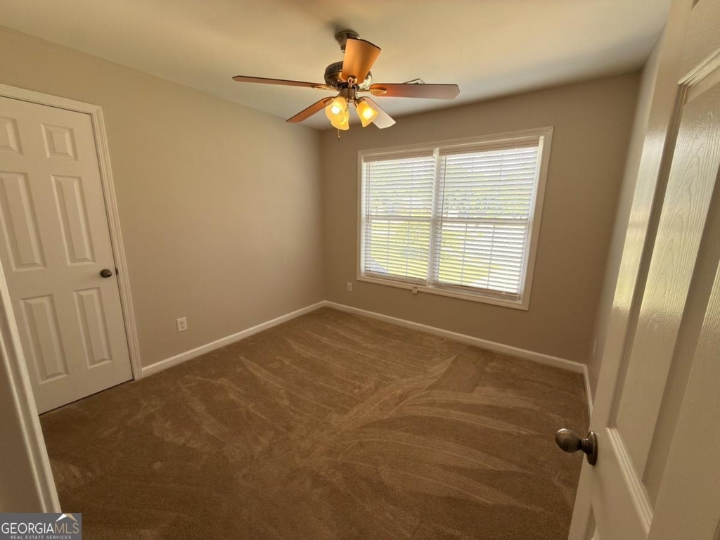 5706 Amberside Lane - Photo 56