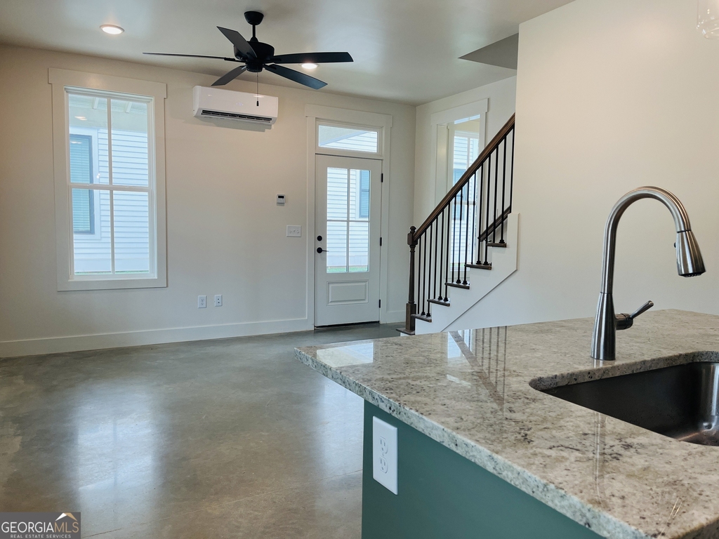705 Jefferson Street - Photo 6