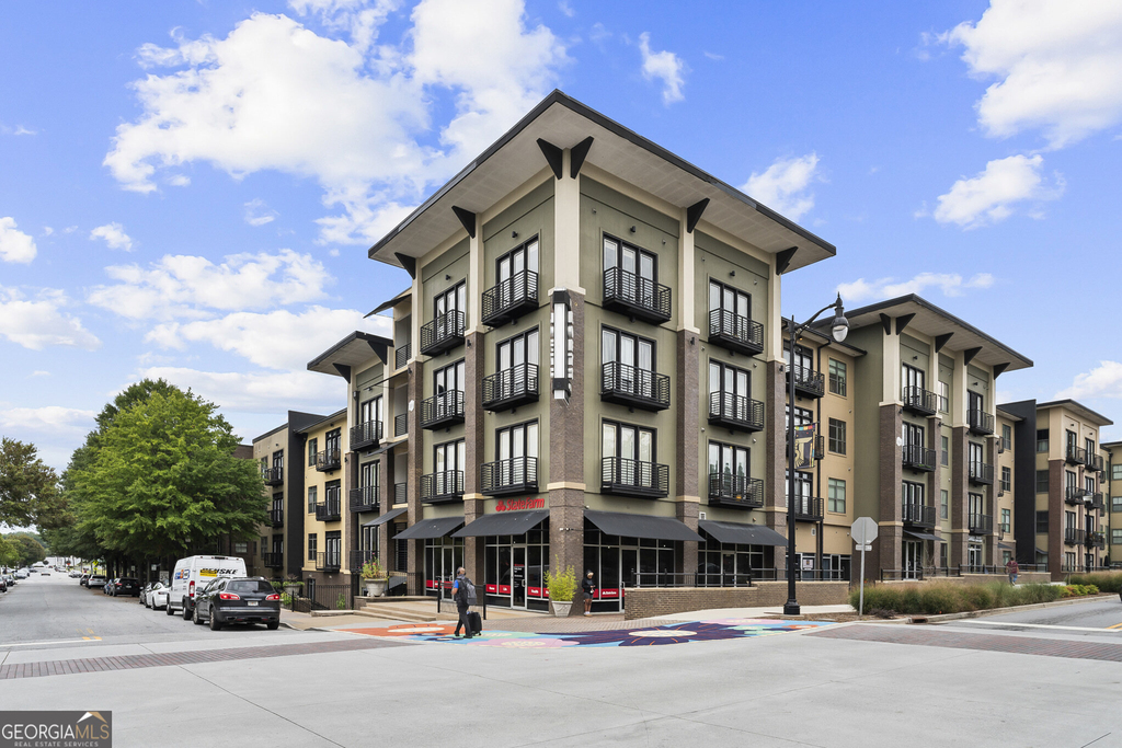 5300 Peachtree Road - Photo 0