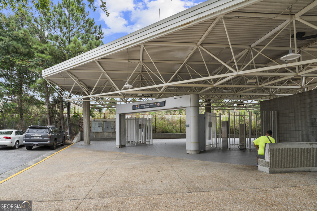 5300 Peachtree Road - Photo 8