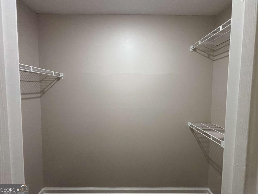 3841 Woodridge Way - Photo 19