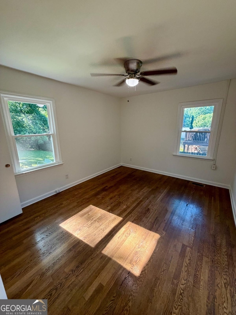 99 Norwood Avenue Ne - Photo 13