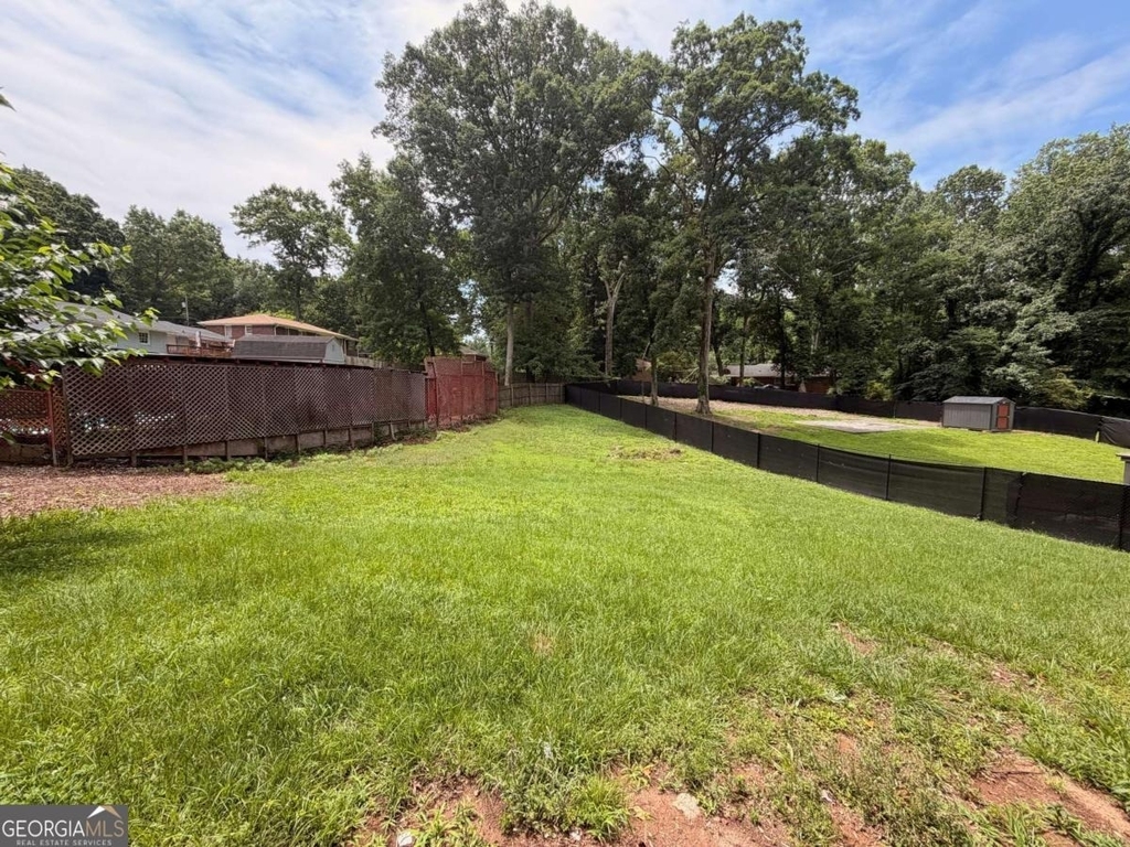 2401 Dawn Court - Photo 10