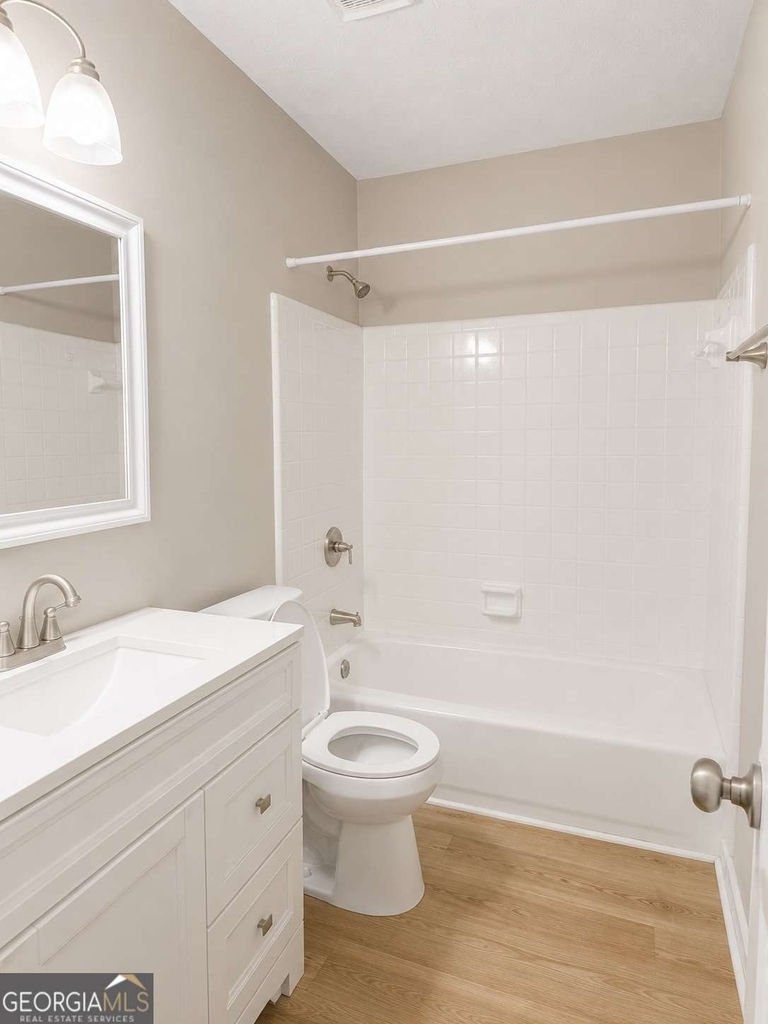 2401 Dawn Court - Photo 8
