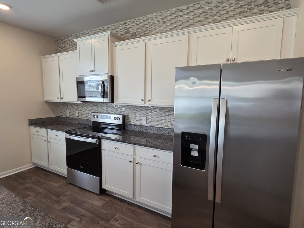 114 Troupe Drive - Photo 11