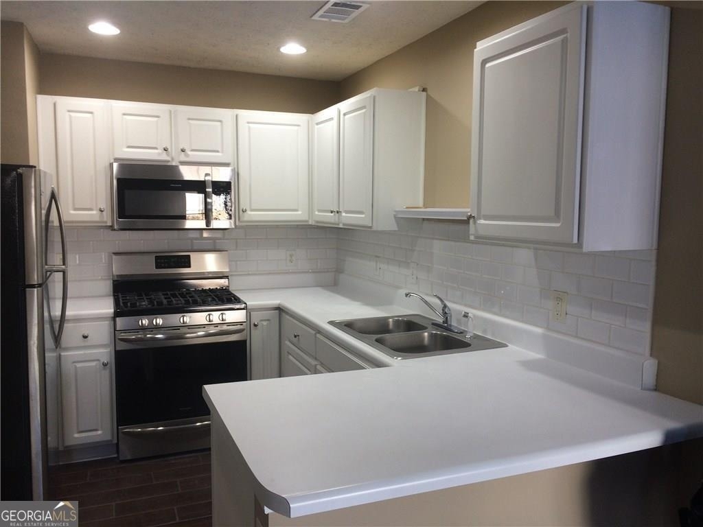 2040 Keenland Court - Photo 1