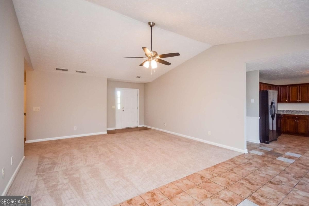 300 Claremont Drive - Photo 3