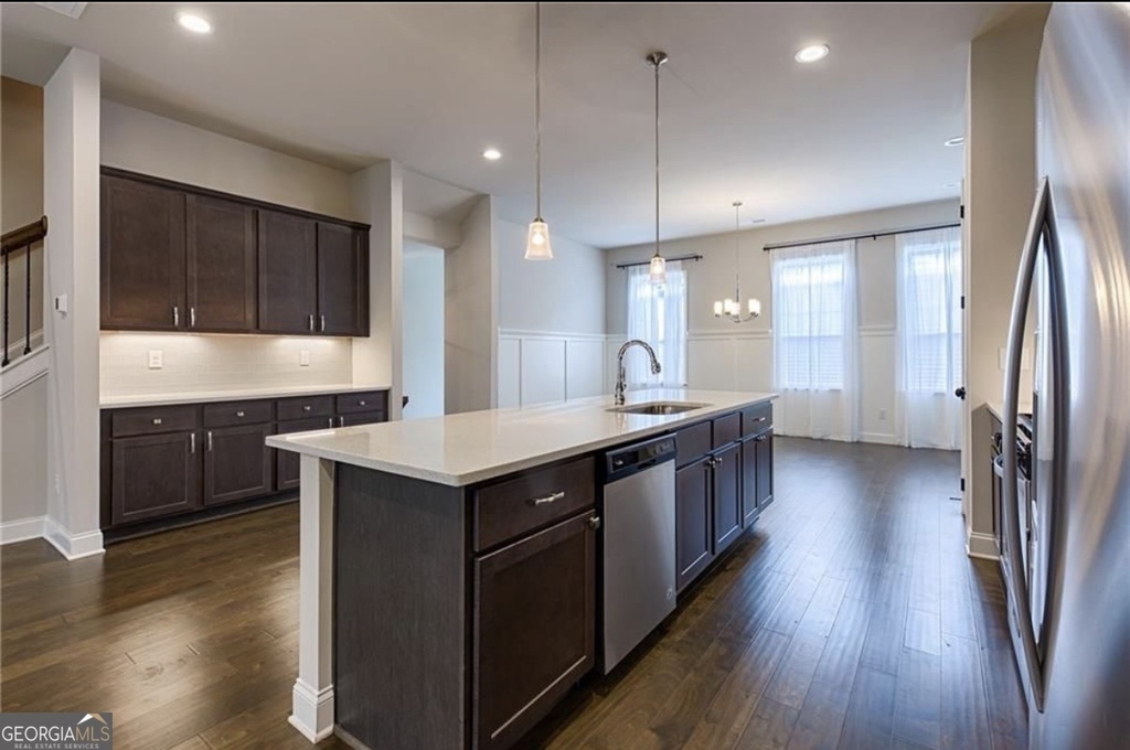 3312 Sangster Way - Photo 5