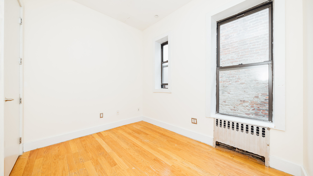 169 Rogers Ave - Photo 5