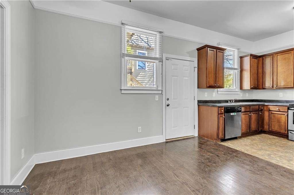 94 Lucy Street Se - Photo 18