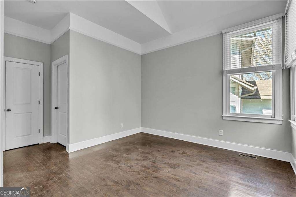 94 Lucy Street Se - Photo 21