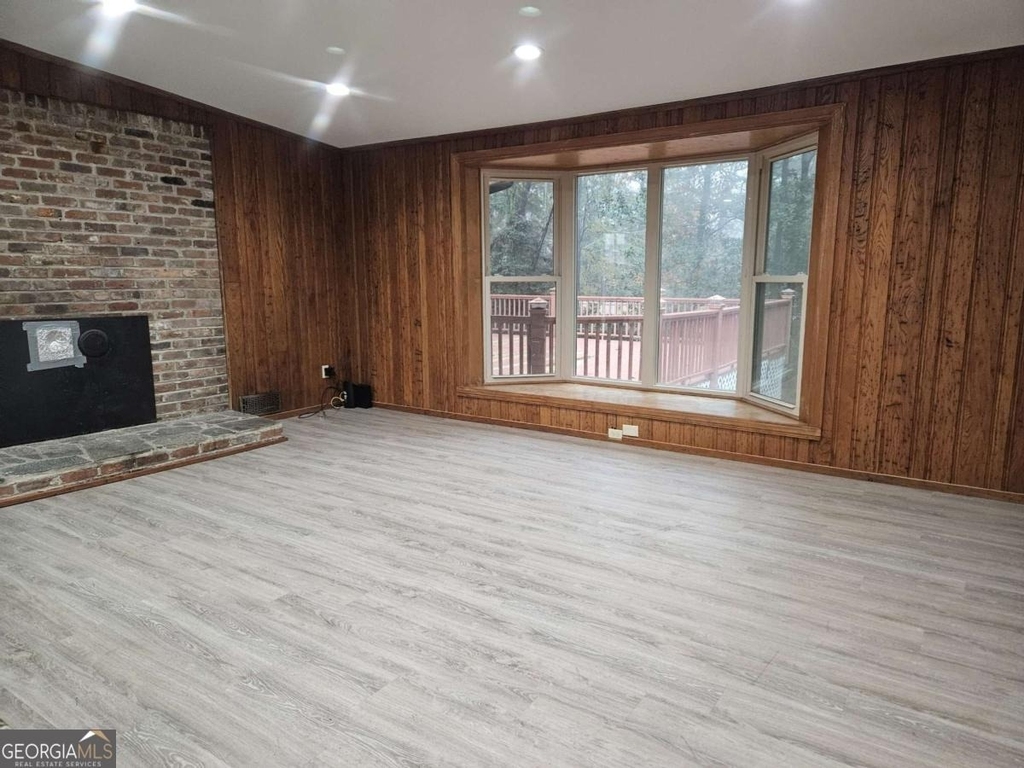 989 Rudolph Street - Photo 1