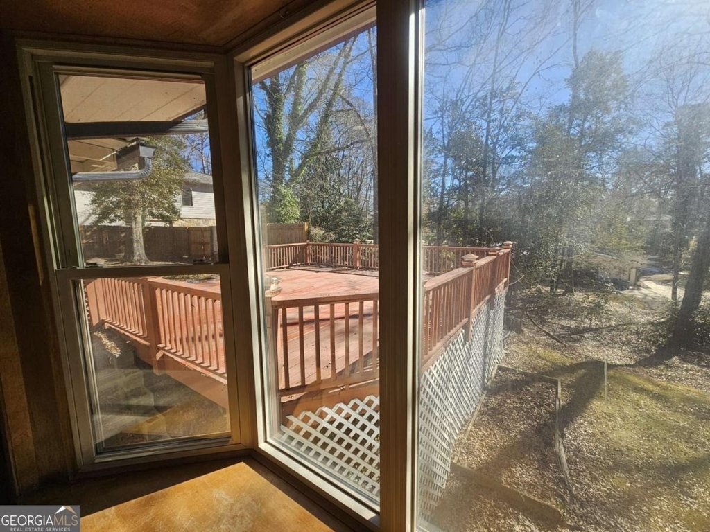 989 Rudolph Street - Photo 11