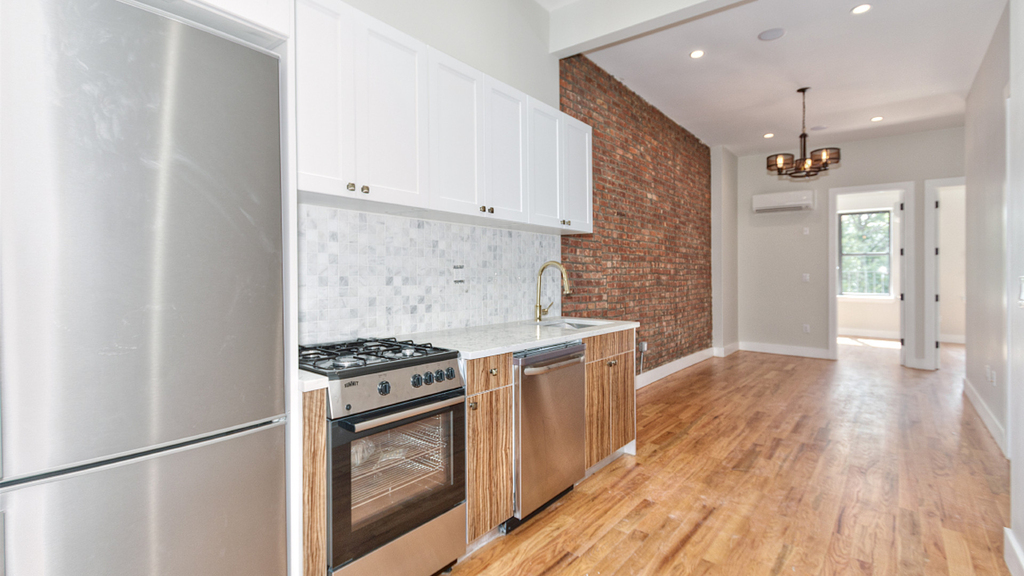 230 Schaefer St  - Photo 14