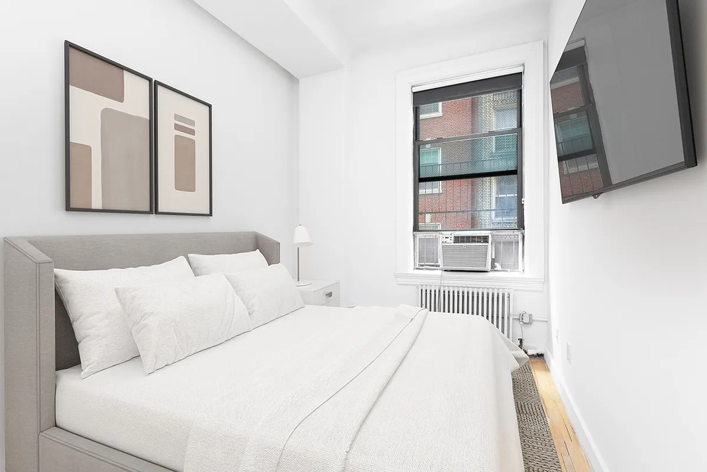 135 William Street - Photo 4