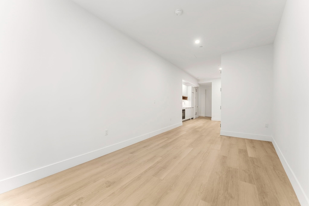 55 Broad Street - Photo 1