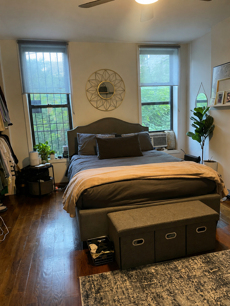 638 Warren Street - Photo 3